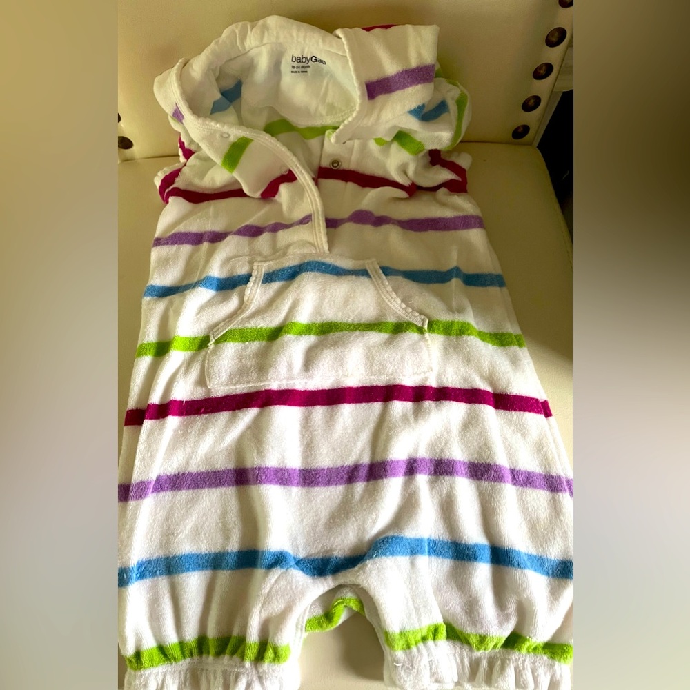 Girl’s Baby Gap swim cover up romper- 18-24 Months, White stripes